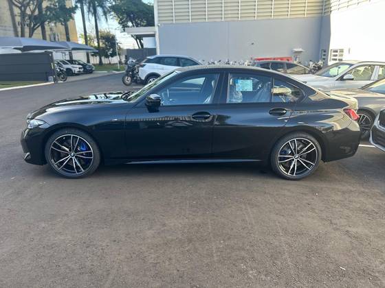 BMW 320i 2.0 16V TURBO FLEX M SPORT AUTOMÁTICO